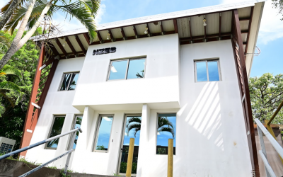 Construir sin depender de la red eléctrica: la apuesta de la UCA por los edificios de energía neta cero